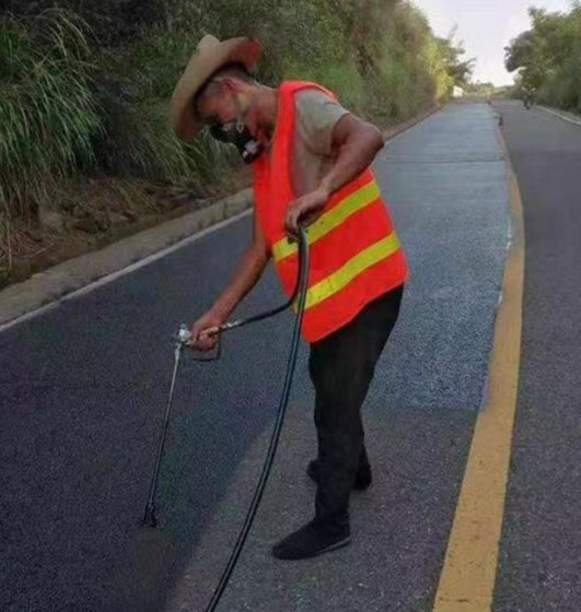 固原路面喷涂翻新彩色步道施工方案